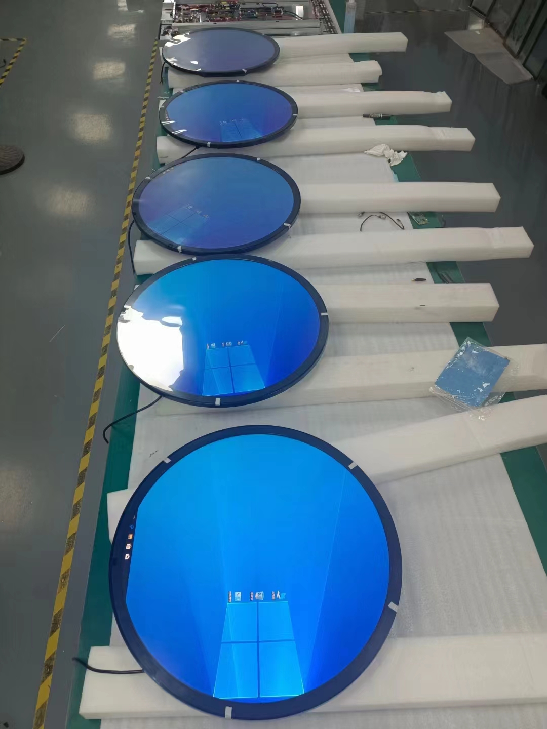 Circular LCD display screen(图1)